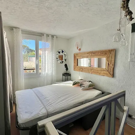 Pretty Duplex With Pool Saint-Raphaël