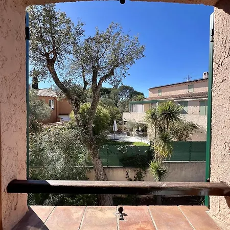 Lejlighed Pretty Duplex With Pool Saint-Raphaël